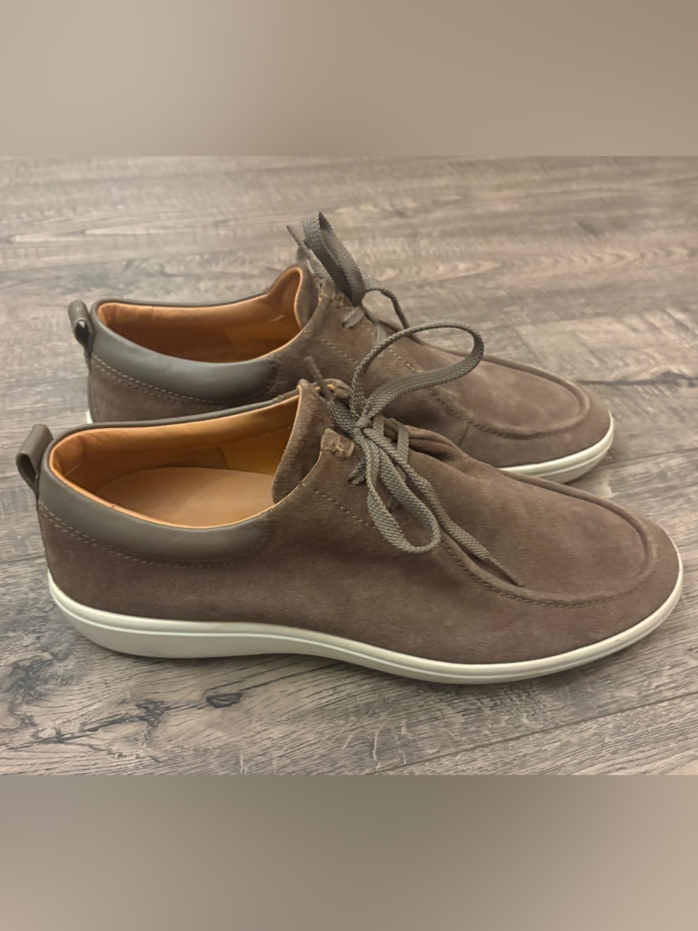 Ecco Wallaby Men's Tan Suede Lace-Up Slip-On Sneakers Sz 10